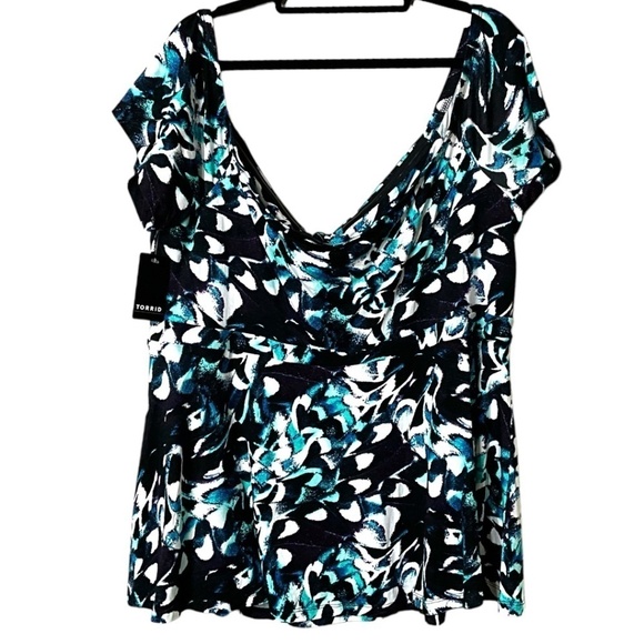 TORRID SuperSoft Blue Floral Off Shoulder Cap Sleeve Top Jersey Knit US Sz 3X - Picture 4 of 10